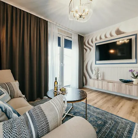 Talaso アパート プツク